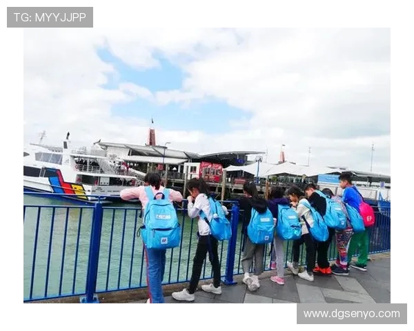 姜宇星:在音乐与梦想的旅程中绽放光彩的年轻才俊